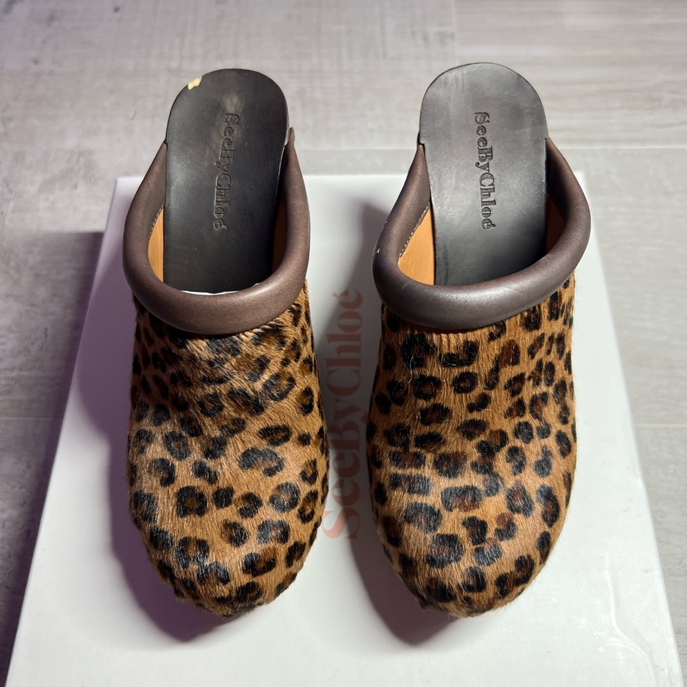 Chloe Cheetah Clogs Size 6 (36)